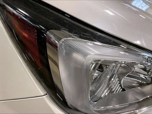 Used 2018 Subaru Forester 2.5i Limited AWD/4WD image 28