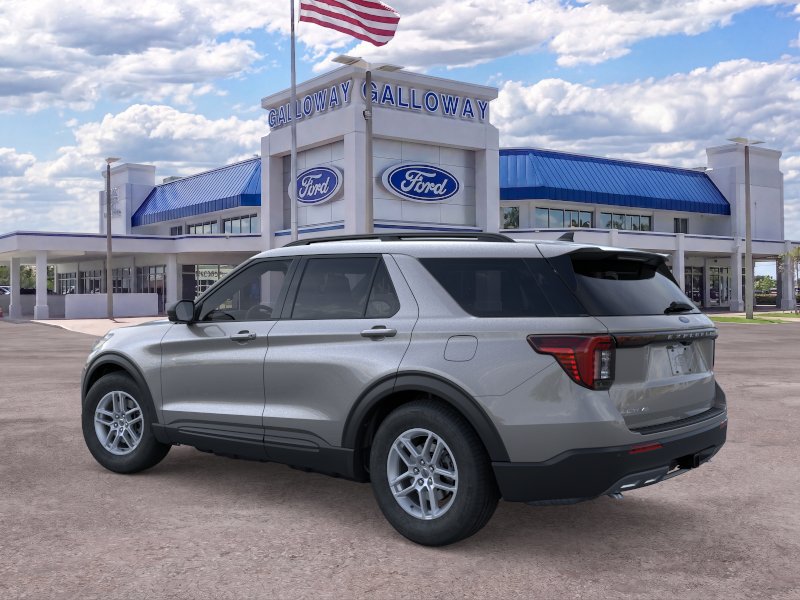 New 2026 Ford Explorer Active w/ Active Comfort Package RWD image 4