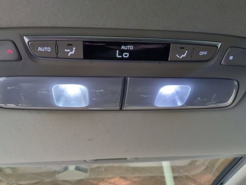 Certified 2022 Kia Telluride EX w/ EX Premium Package FWD image 17