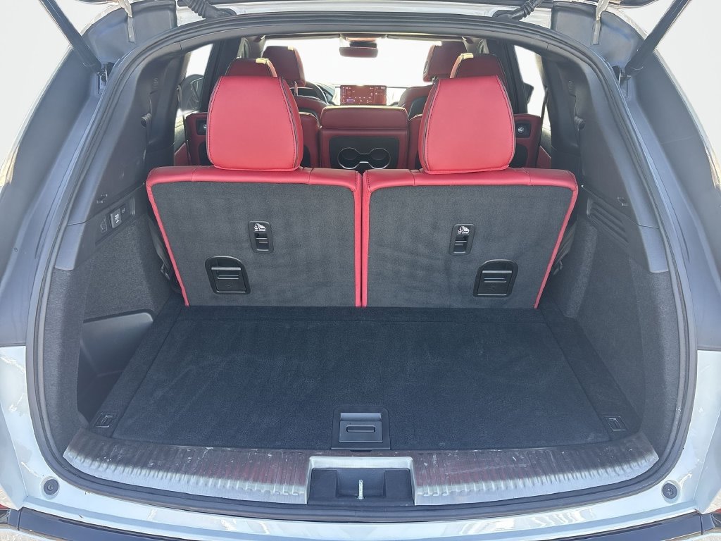 Used 2025 Acura MDX A-Spec w/ Advance Package AWD/4WD image 11