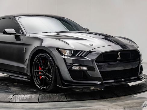 Used 2020 Ford Mustang Shelby GT500 w/ Technology Package RWD image 27