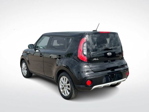 Used 2019 Kia Soul + FWD image 6