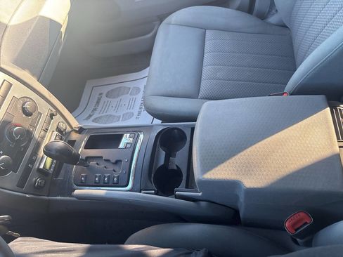 Used 2005 Jeep Grand Cherokee Laredo image 25