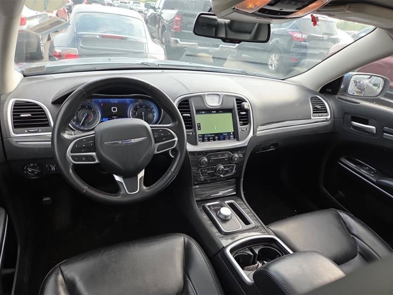 Used 2021 Chrysler 300 Touring L w/ Popular Equipment Group AWD/4WD image 7