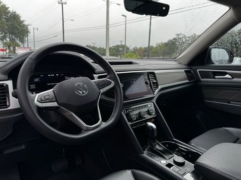 Used 2022 Volkswagen Atlas SEL AWD/4WD image 24