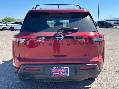Used 2024 Nissan Pathfinder SV w/ Black Appearance Package image 6