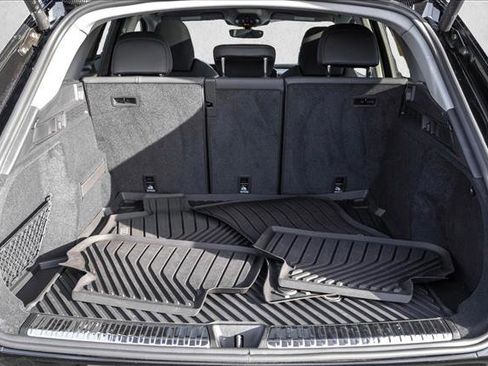 Certified 2025 Audi Q5 Premium Plus w/ Premium Plus image 22