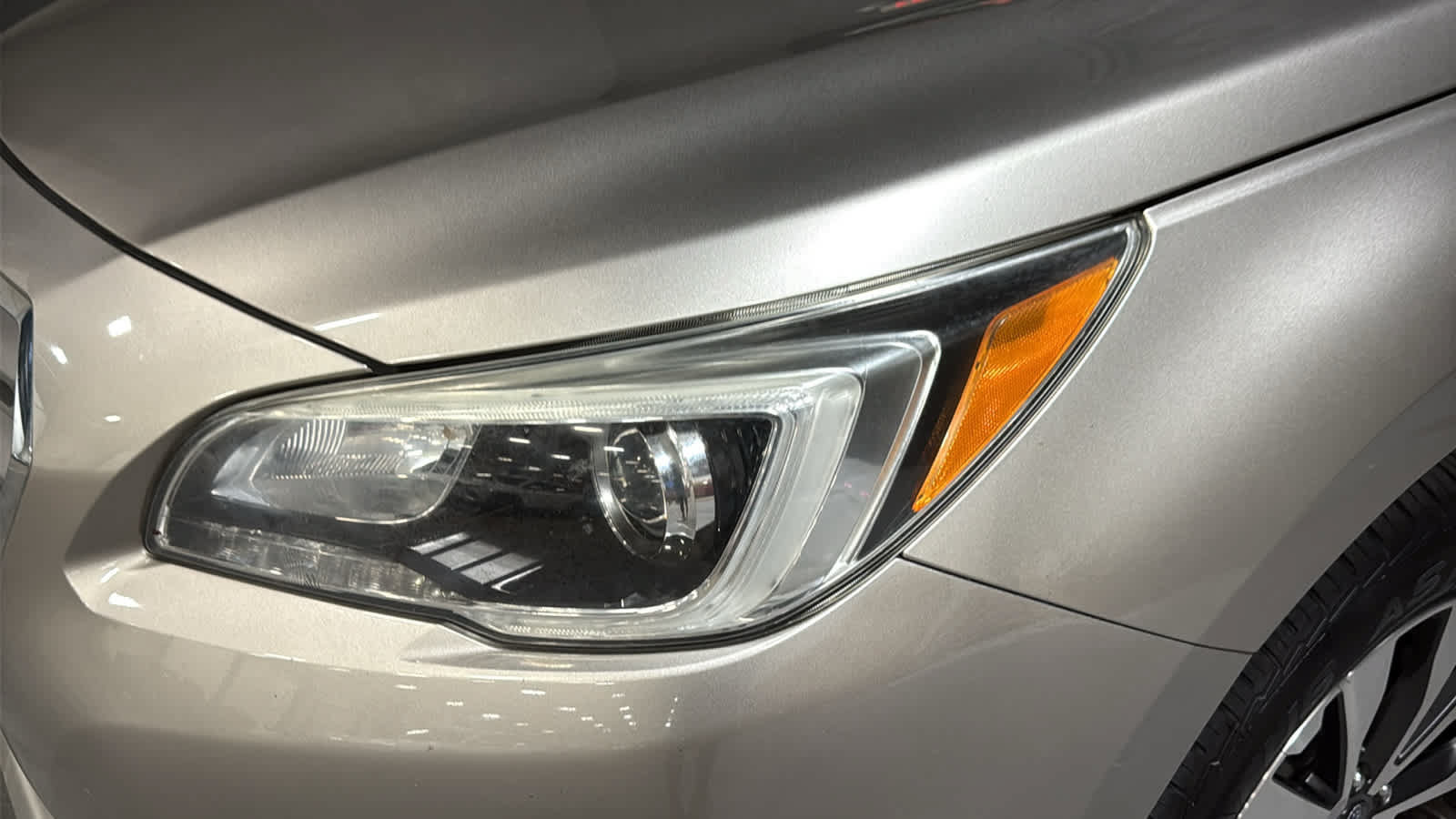 Used 2017 Subaru Outback 2.5i Limited AWD/4WD image 7