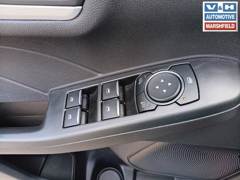 Used 2023 Ford Escape Platinum w/ Premium Technology Package AWD/4WD image 18
