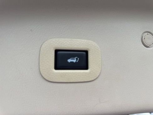 Used 2017 INFINITI QX80 4WD w/ Deluxe Technology Package image 15