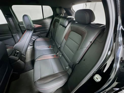 Used 2024 Chevrolet Equinox EV RS image 27