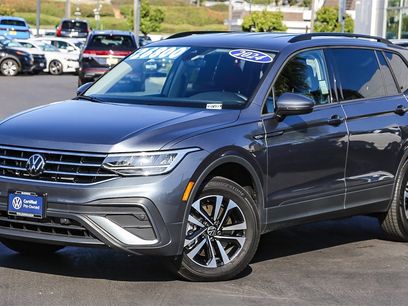 Certified 2024 Volkswagen Tiguan S