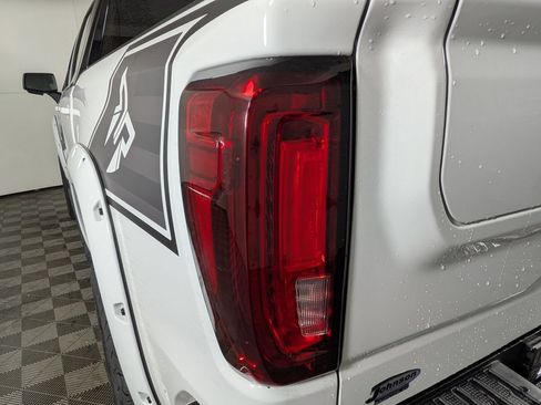 New 2026 GMC Sierra 1500 AT4 w/ AT4 Premium Package AWD/4WD image 11