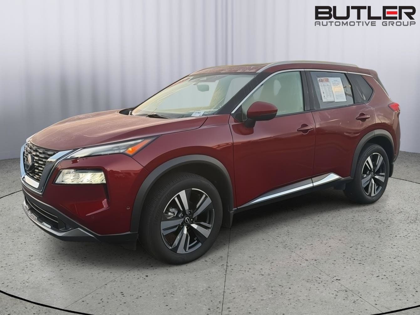 Used 2023 Nissan Rogue SL w/ SL Premium Package FWD image 2