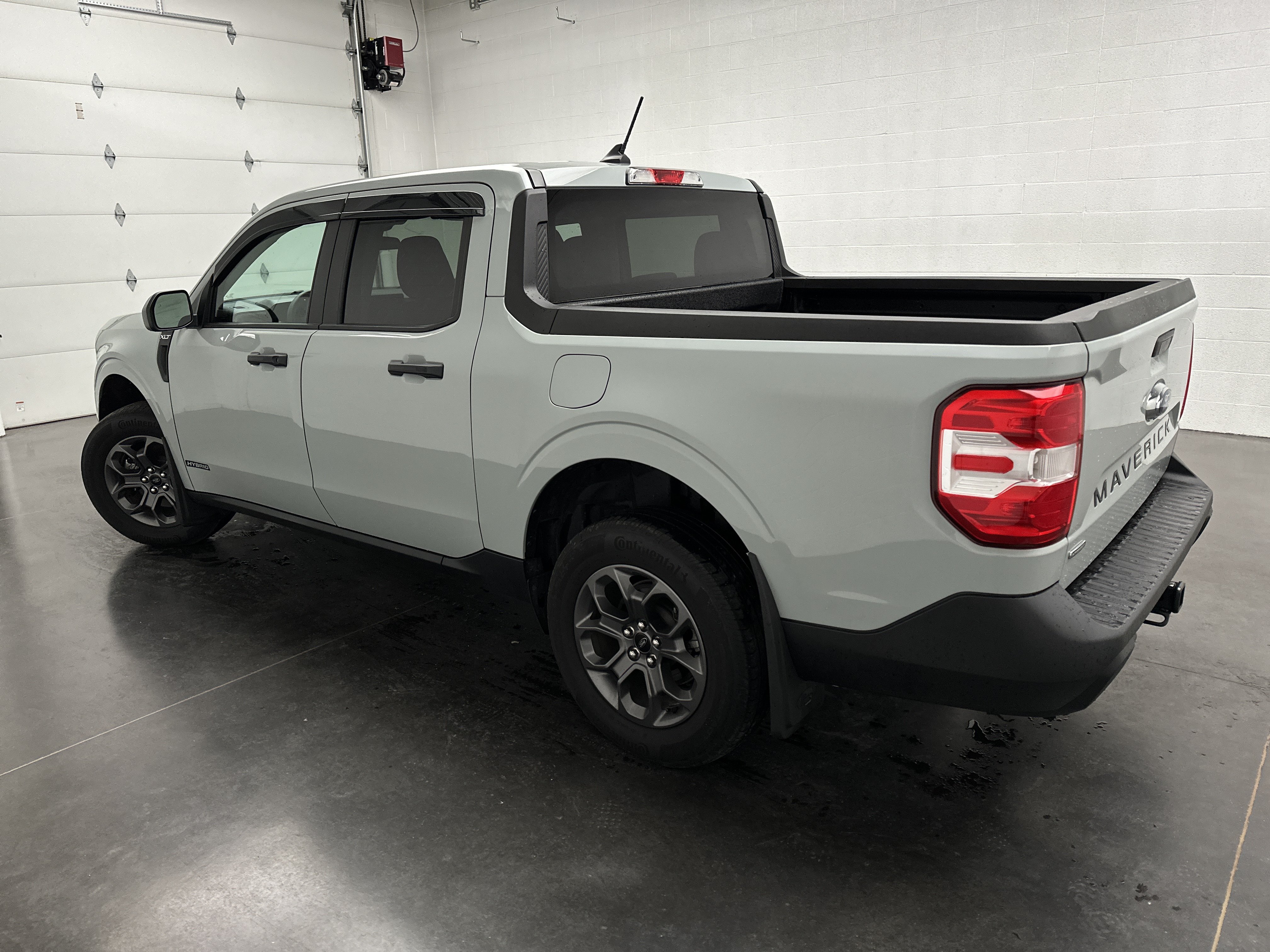 Used 2024 Ford Maverick XLT FWD image 8