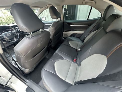 Used 2020 Toyota Camry XLE w/ Carpet Mat Package FWD image 47