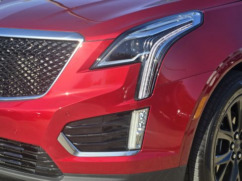Used 2021 Cadillac XT5 Sportv image 9