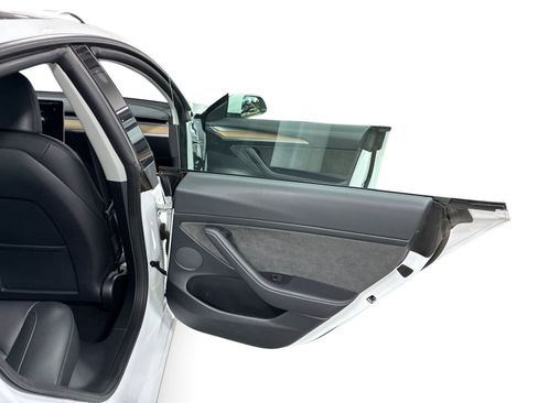 Certified 2023 Tesla Model 3 Standard Range RWD image 12