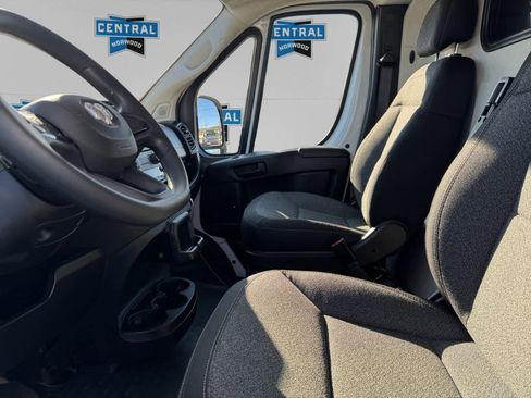 Used 2025 RAM ProMaster 2500 image 10
