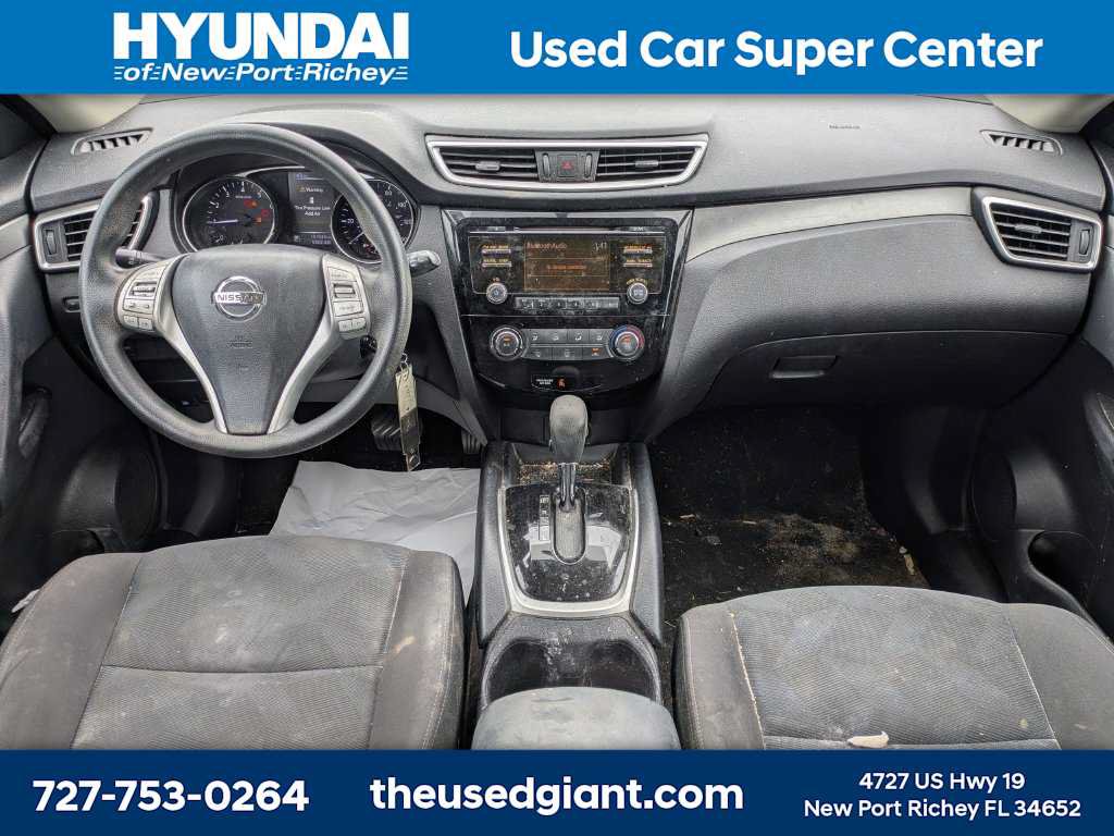 Used 2016 Nissan Rogue S FWD image 11