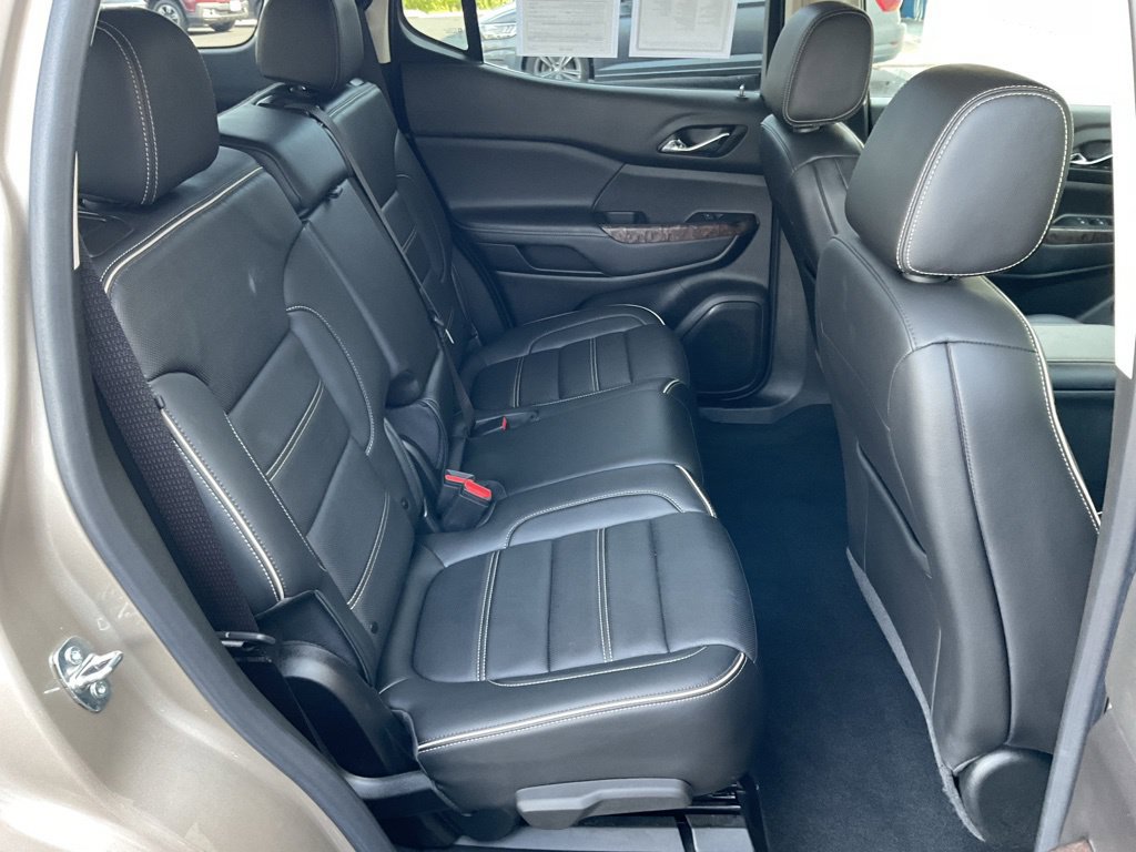 Used 2023 GMC Acadia Denali w/ Denali Technology Package AWD/4WD image 19