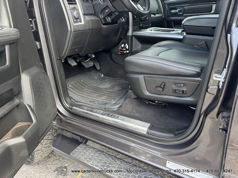 Used 2018 RAM 3500 Laramie Longhorn AWD/4WD image 13
