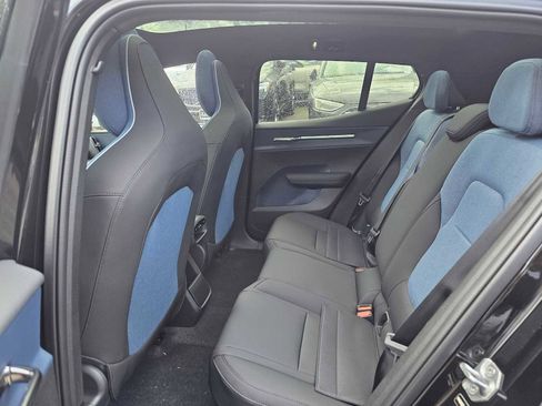 New 2026 Volvo EX30 Ultra w/ Protection Package Premier AWD/4WD image 17