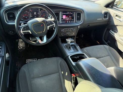 Used 2017 Dodge Charger R/T image 15
