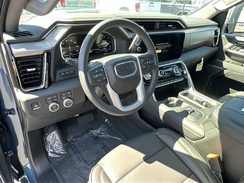 New 2025 GMC Sierra 2500 Denali w/ Technology Package image 10