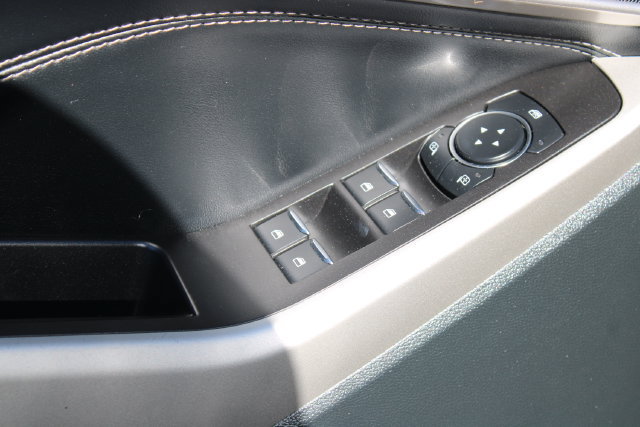 Used 2023 Ford Explorer XLT RWD image 12