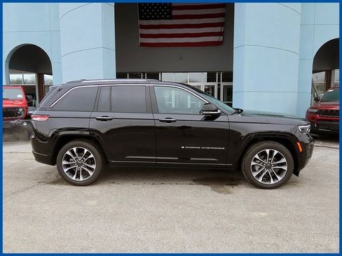 Certified 2023 Jeep Grand Cherokee Overland image 1