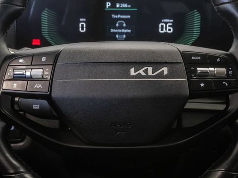 Used 2026 Kia Sportage LX FWD image 14