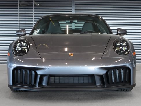 Used 2026 Porsche 911 Carrera 4 GTS image 8