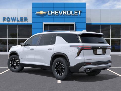 New 2026 Chevrolet Traverse Z71 w/ Enhanced Driving Package image 3