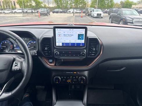 Used 2023 Ford Bronco Sport Outer Banks w/ Tech Package AWD/4WD image 19
