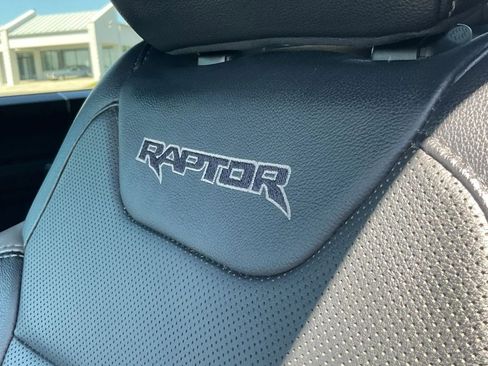 Used 2018 Ford F150 Raptor w/ Equipment Group 801A Mid AWD/4WD image 39