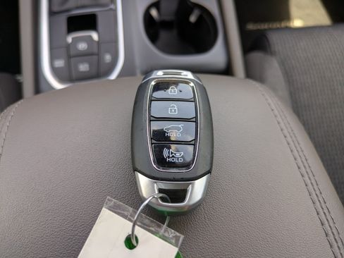 Used 2019 Hyundai Santa Fe SEL FWD image 29