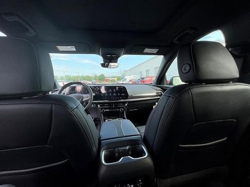 New 2026 Chevrolet Traverse Z71 w/ Enhanced Driving Package image 25