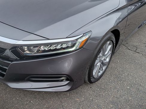 Used 2018 Honda Accord LX image 9