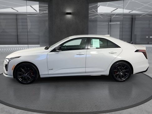 Used 2022 Cadillac CT4 V w/ Technology Package AWD/4WD image 8