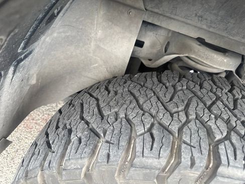 Used 2022 RAM 1500 Big Horn AWD/4WD image 36