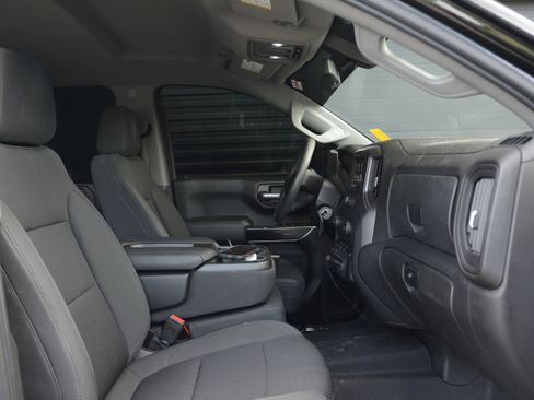 Used 2021 Chevrolet Silverado 1500 Custom Trail Boss w/ Midnight Edition AWD/4WD image 24