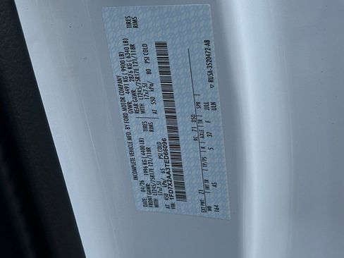 New 2026 Ford F250 XL w/ XL Chrome Package RWD image 27