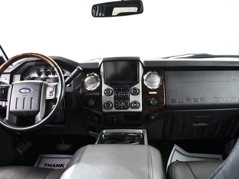 Used 2015 Ford F350 Platinum image 7