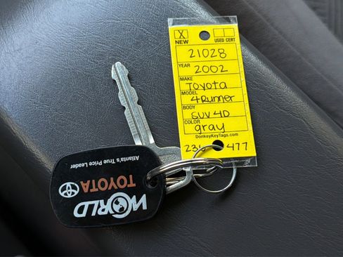 Used 2002 Toyota 4Runner SR5 image 27