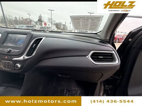 Used 2018 Chevrolet Equinox LT image 30