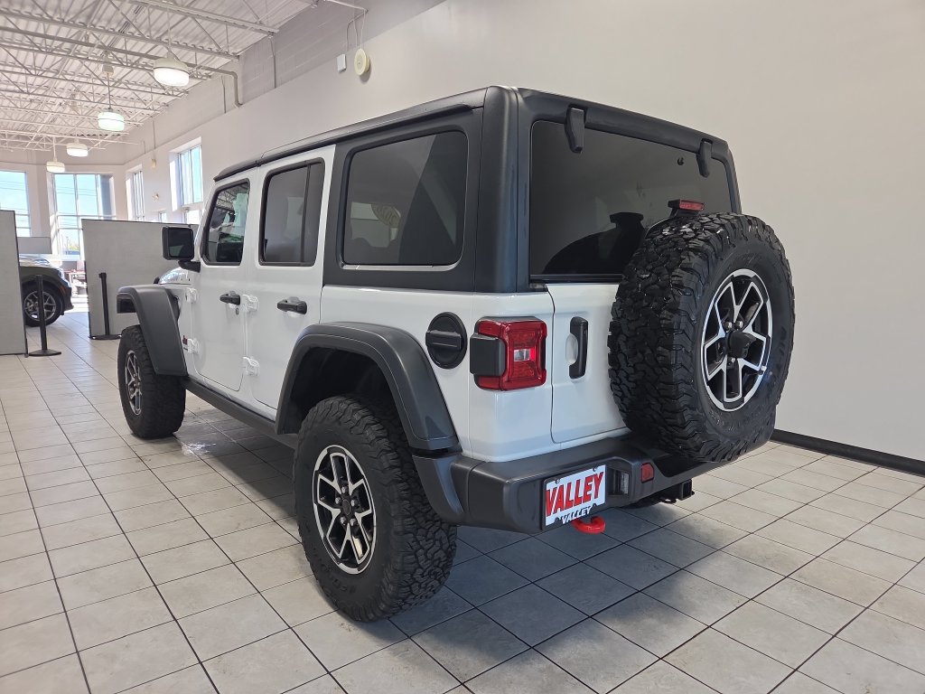 Used 2026 Jeep Wrangler Unlimited Rubicon AWD/4WD image 9
