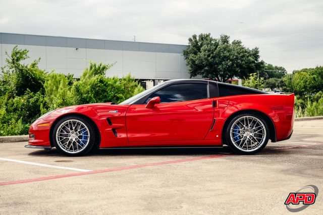 Used 2009 Chevrolet Corvette ZR1 w/ Preferred Equipment Group RWD image 67