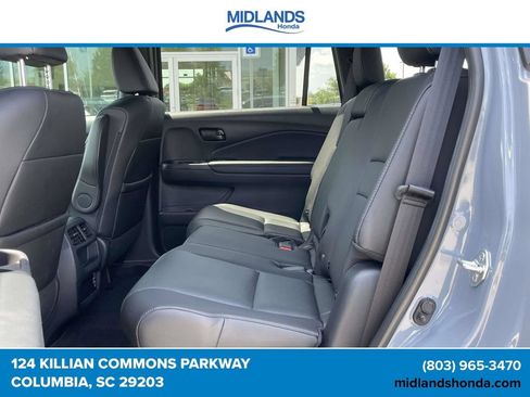 Used 2023 Honda Passport EX-L image 10