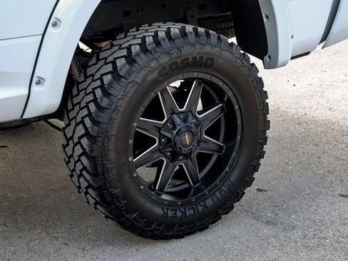 Used 2017 RAM 2500 SLT image 61